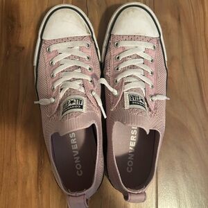 Converse Light Pink Sneakers